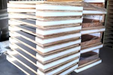 WOOD PALLETS